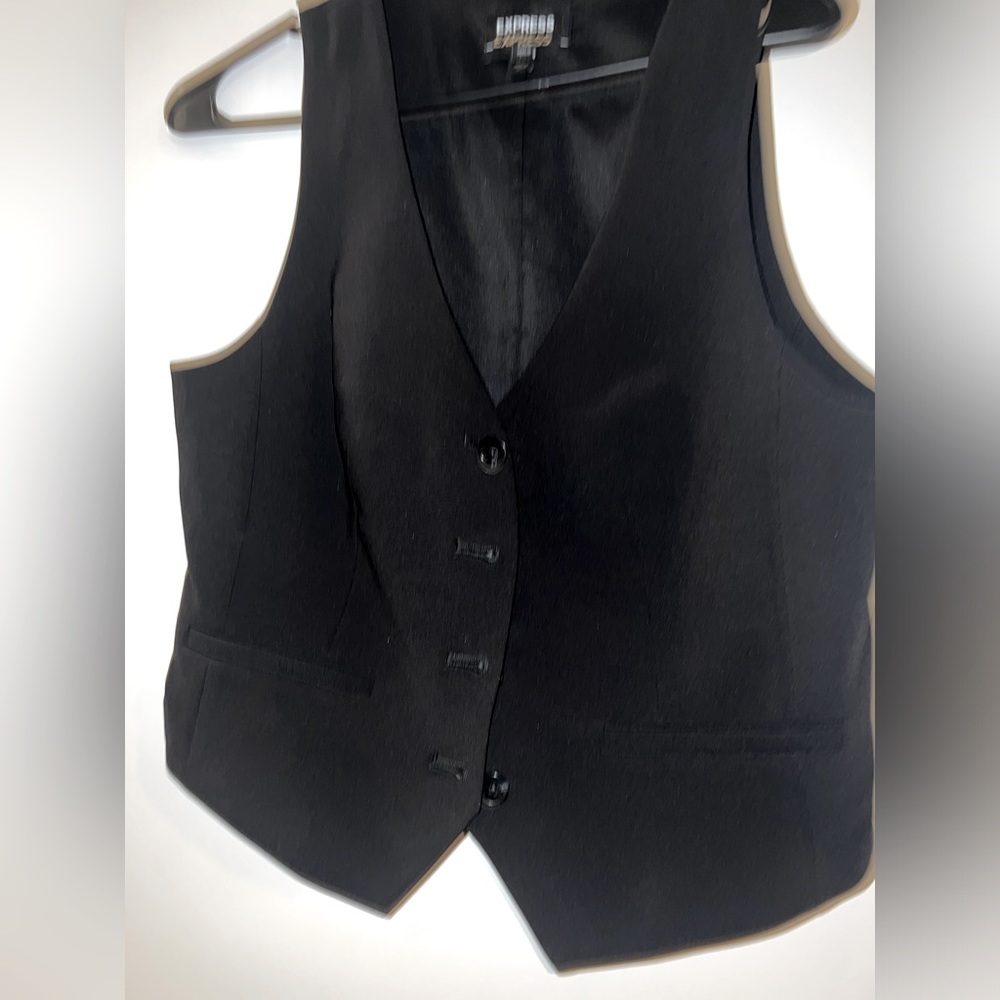 Used -Express black button up suit vest. Size Medium. Women’s